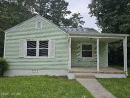 featured image of 29 Bayshore Boulevard East