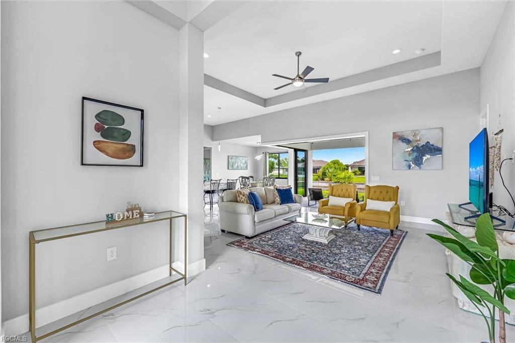 1409 Southwest 24th Street - Photo 2 of 8