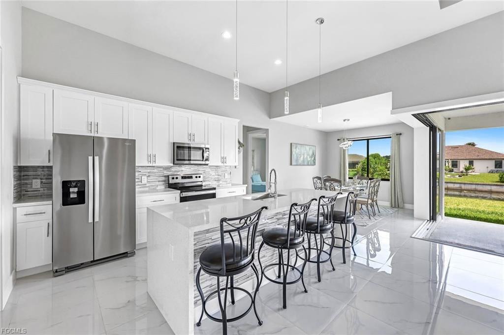 1409 Southwest 24th Street - Photo 7 of 8