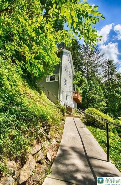 5451 De Pues Rd - Photo 4 of 15