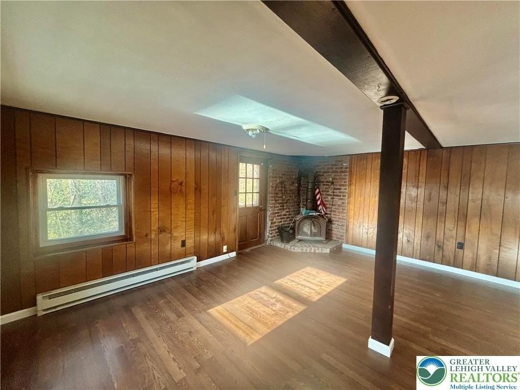 5451 De Pues Rd - Photo 6 of 15