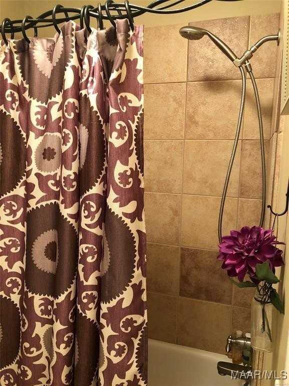 9225 Harrington Cir - Photo 6 of 23