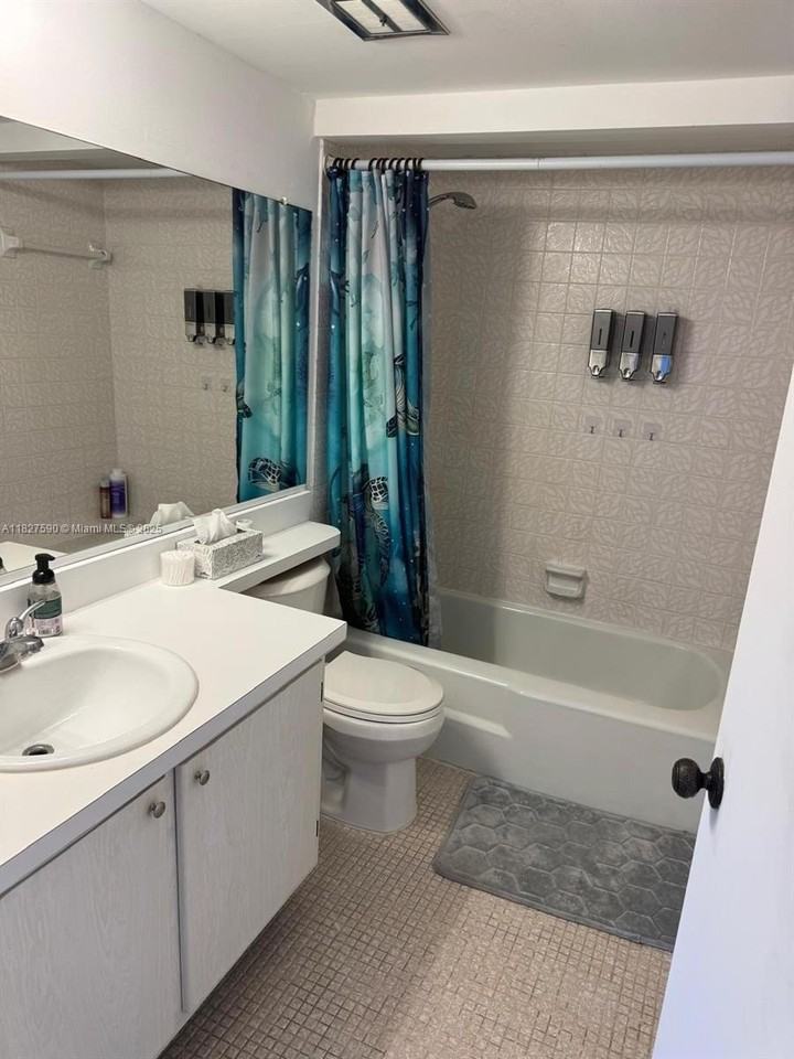 1881 Middle River Drive #403 - Photo 4 of 24