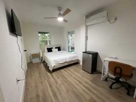 Narcissus Road - Photo 1 of 1