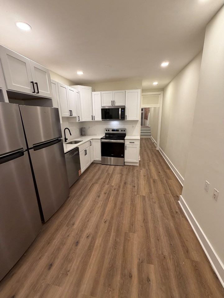 Mcculloh St - Photo 2 of 22