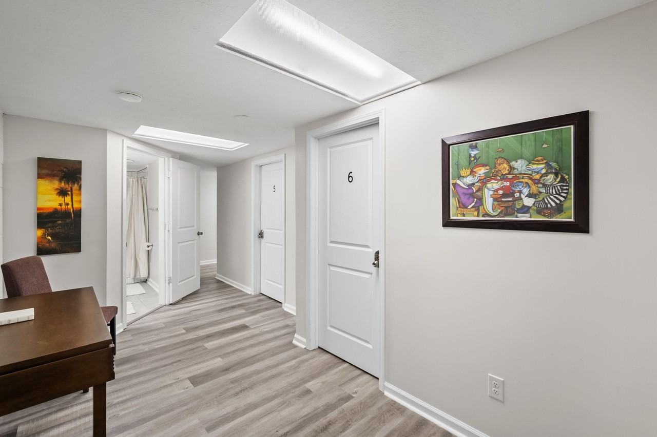 Lexington Ave - Photo 5 of 19