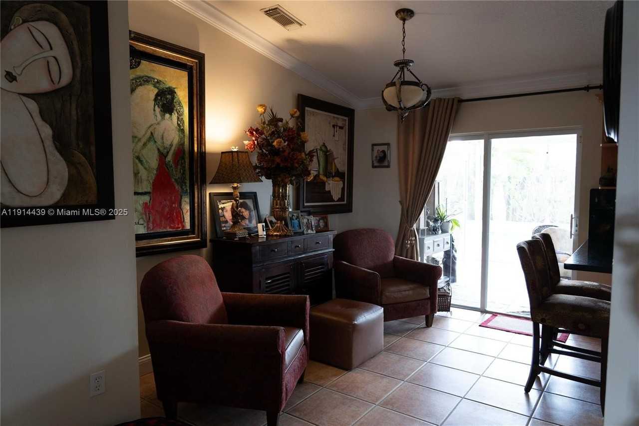 17992 Southwest 152nd Court - Photo 7 of 35