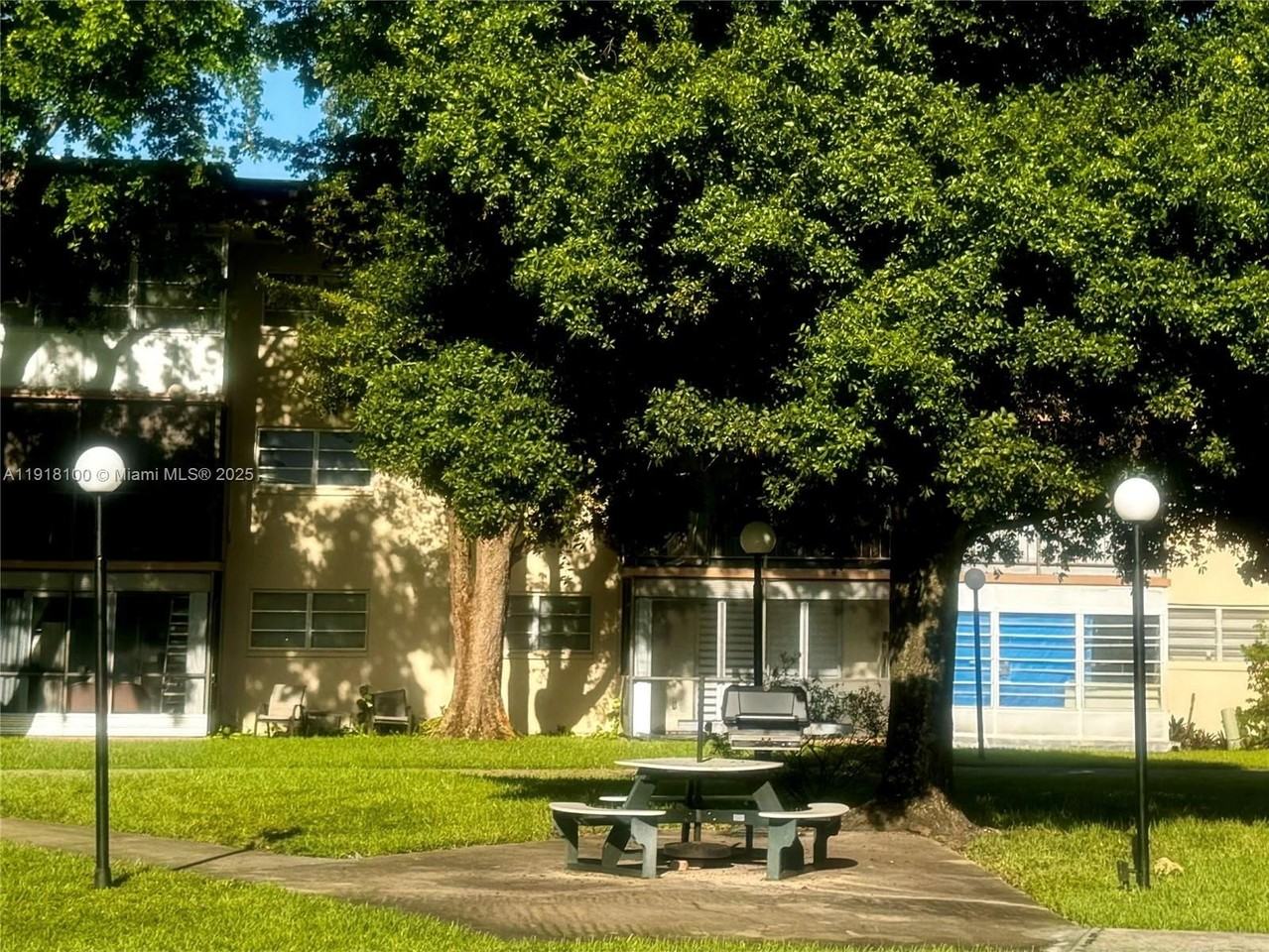 1751 Nw 75th Ave #211 - Photo 2 of 14