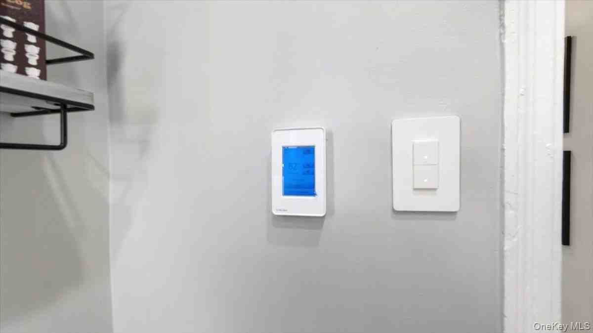 2081 Cruger Ave Apt 4n #4N - Photo 6 of 11