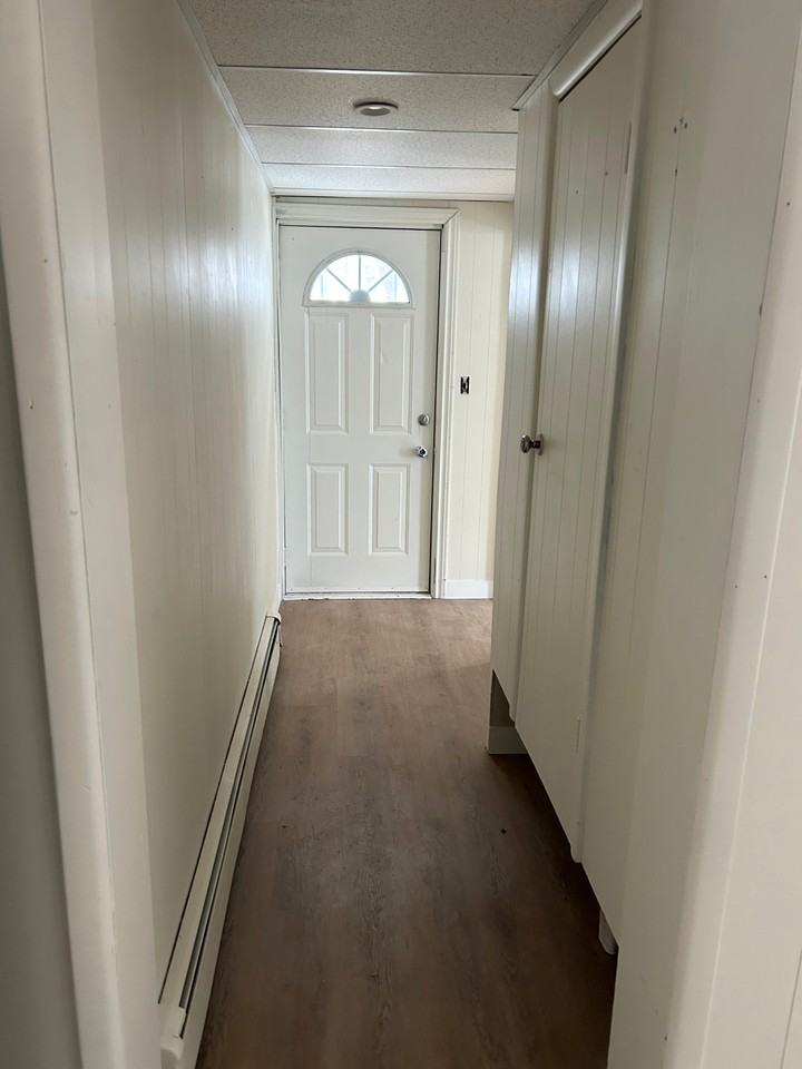 324 Vidal St S #1 - Photo 5 of 10