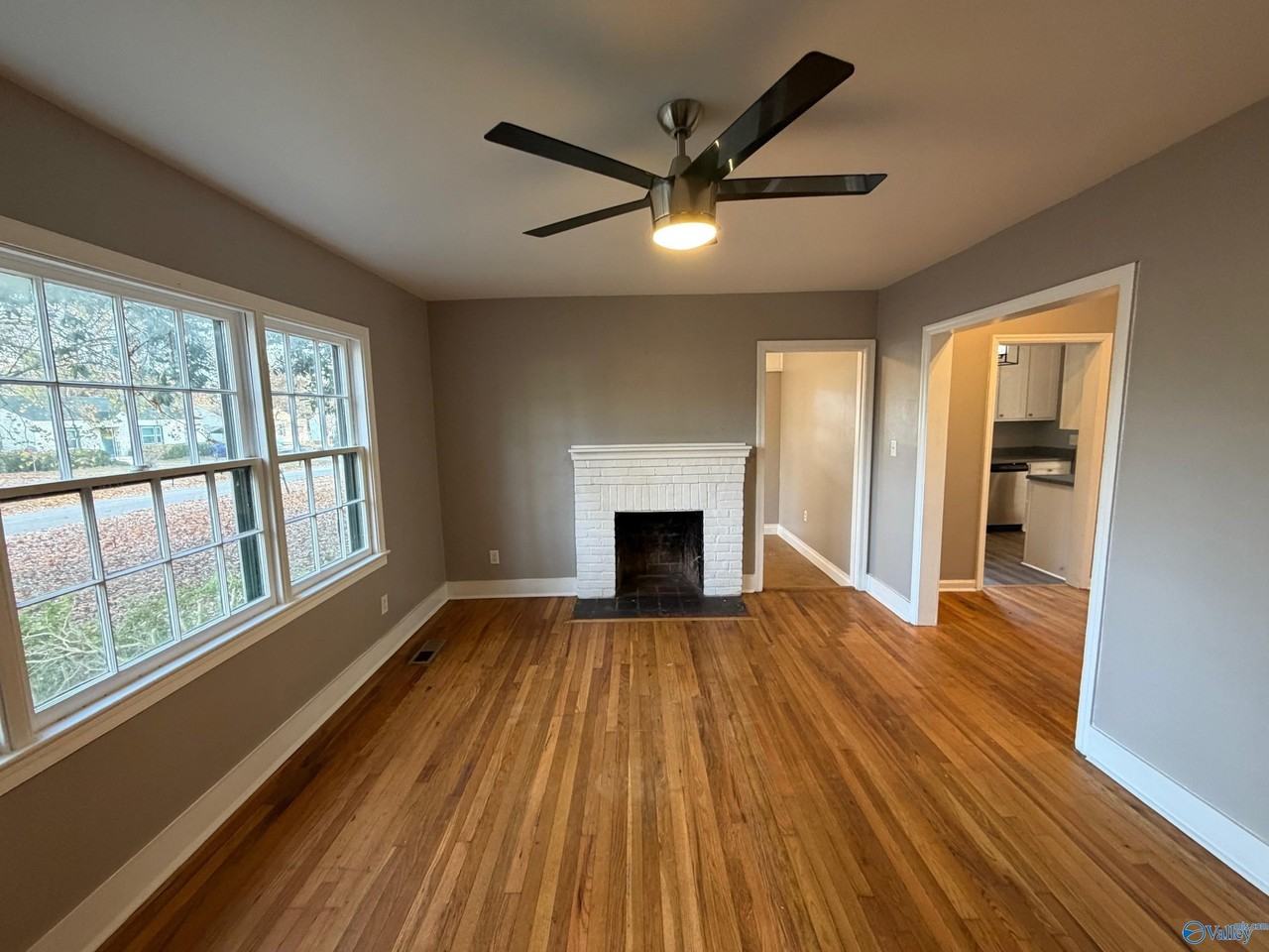 1903 Enolam Blvd Se - Photo 3 of 23