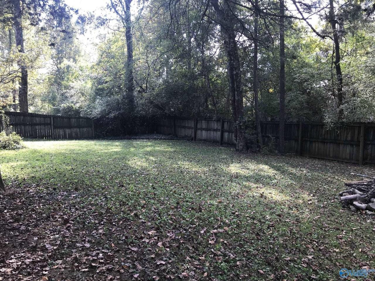 104 Potomac Cir - Photo 4 of 20