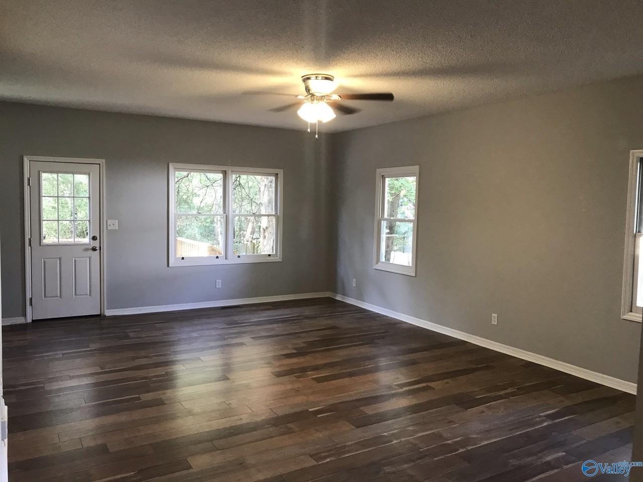 104 Potomac Cir - Photo 6 of 20