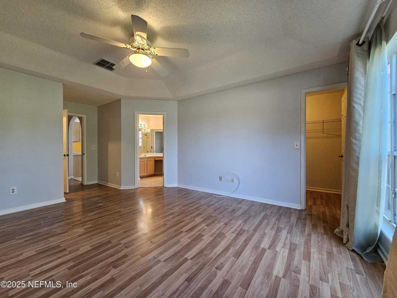 9032 Cumberland Forest Way - Photo 4 of 20