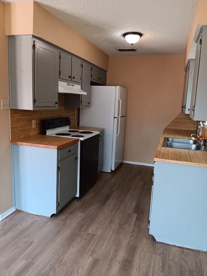 5119 W Illinois Ave - Photo 3 of 9