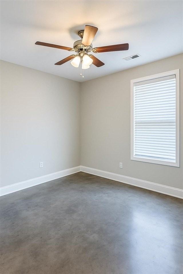 1412 Magnolia St #C - Photo 7 of 8