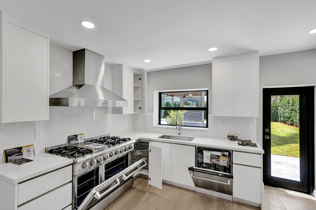 5832 Alton Rd - Photo 6 of 31