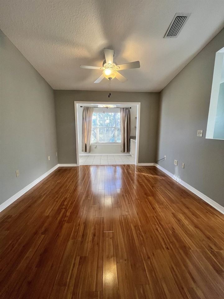 39209 Harbour Vista Cir - Photo 3 of 17