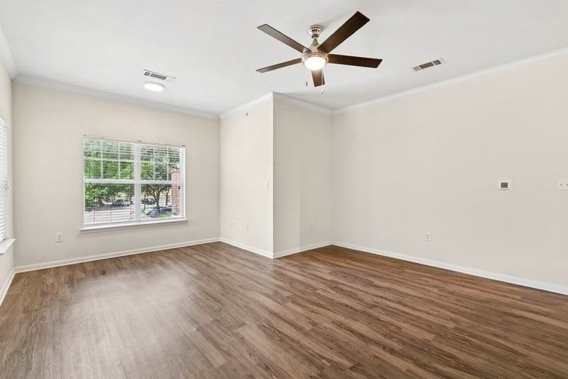 Indigo Pointe - Photo 7 of 32