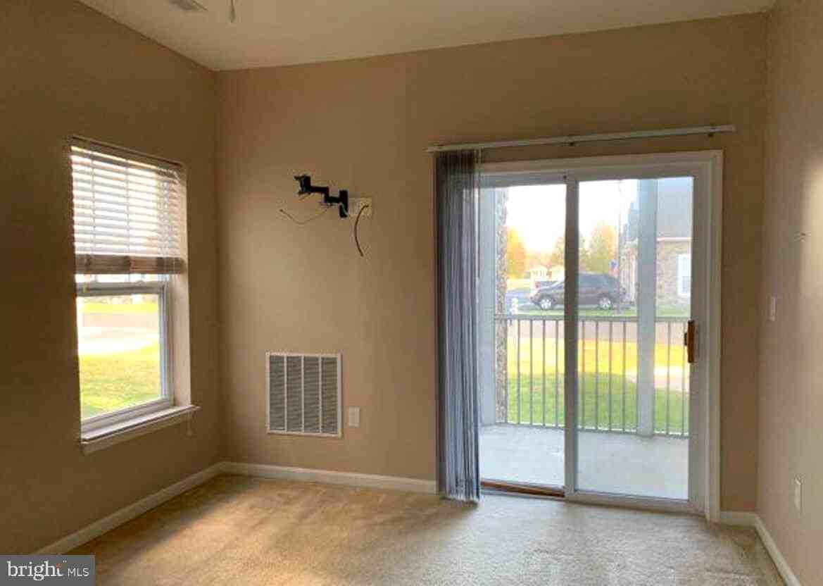 4301 Fullerton Ct Unit 4301b #4301B - Photo 5 of 14