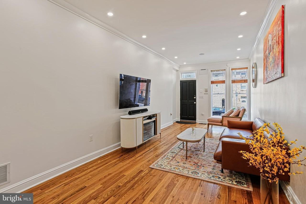 427 South Eden Street - Photo 2 of 25