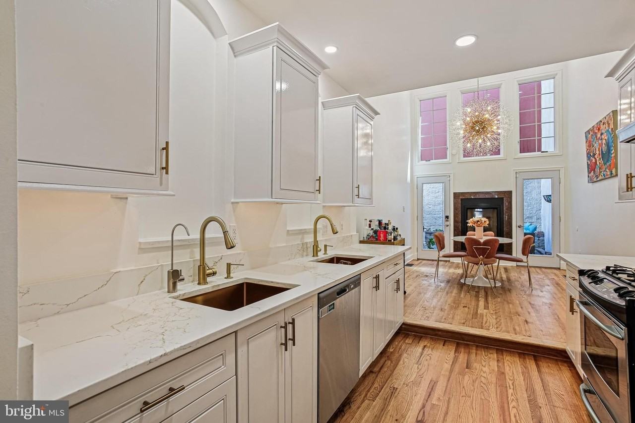 427 South Eden Street - Photo 4 of 25