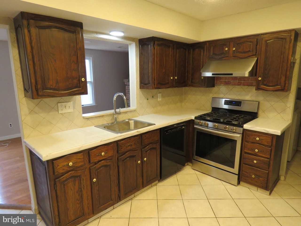 6240 Patrick Henry Court - Photo 2 of 23