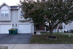 featured image of 737 Seminary Street