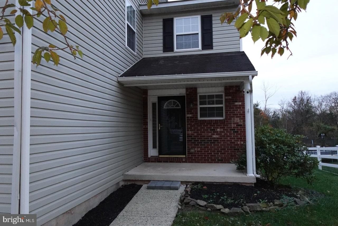 737 Seminary Street - Photo 2 of 17