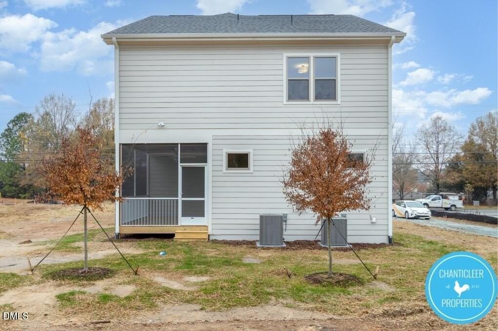 2307 Broad St - Photo 3 of 29