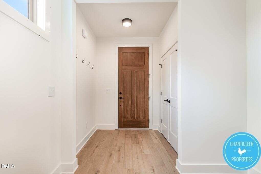 2307 Broad St - Photo 6 of 29