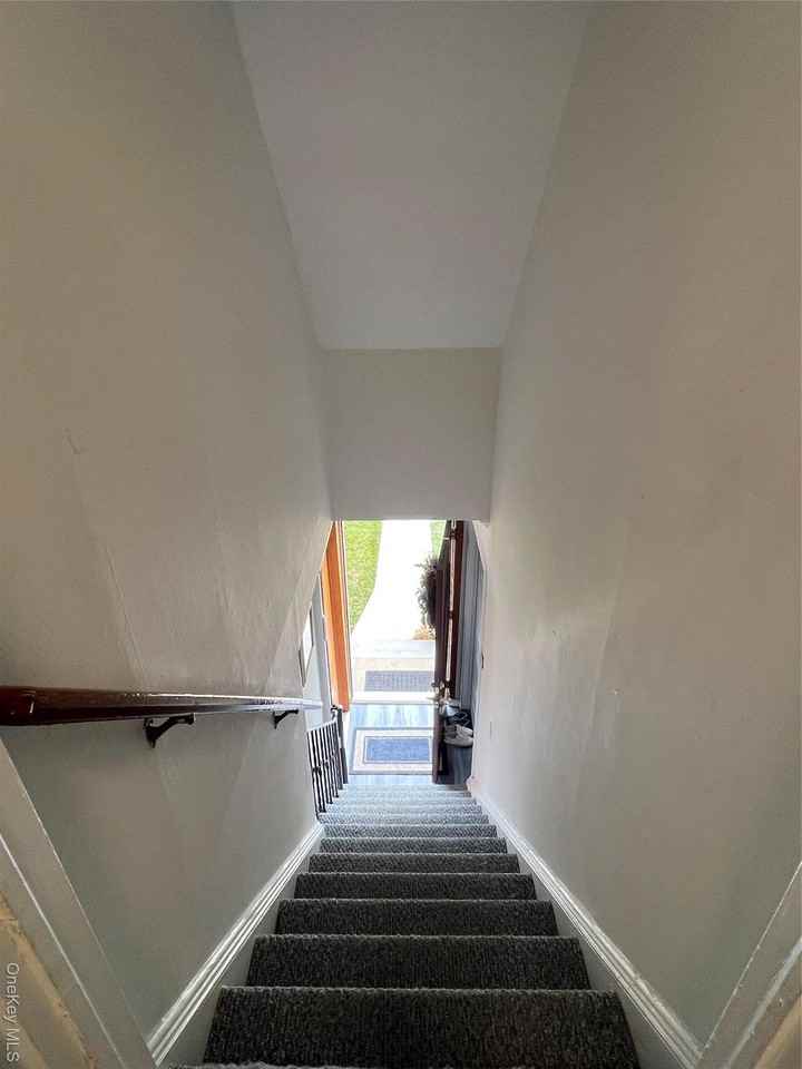 626 Wool Avenue - Photo 3 of 24