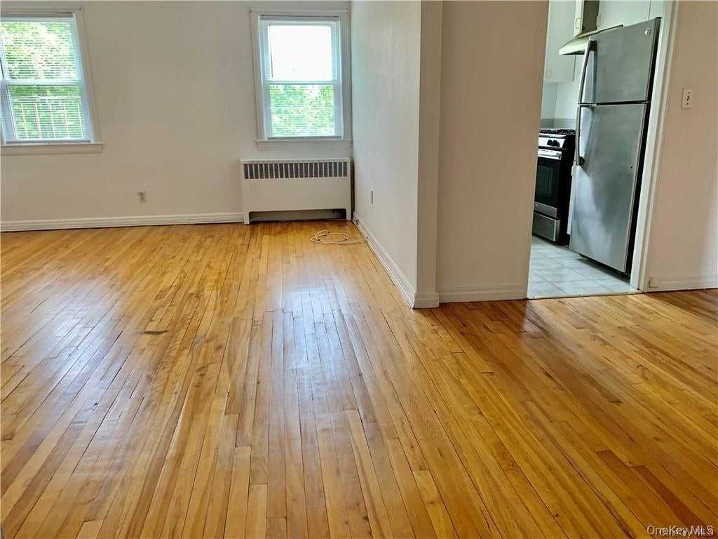 1833 Palmer Ave - Photo 7 of 25