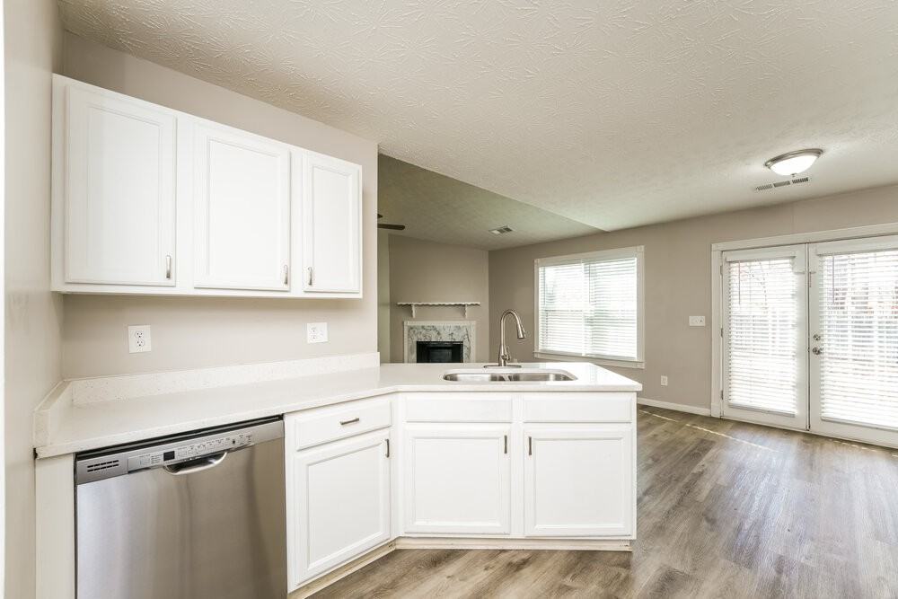 731 Sugar Oak Ln - Photo 7 of 16