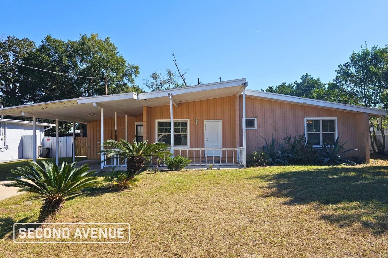 3815 Rendale Dr - Photo 2 of 20