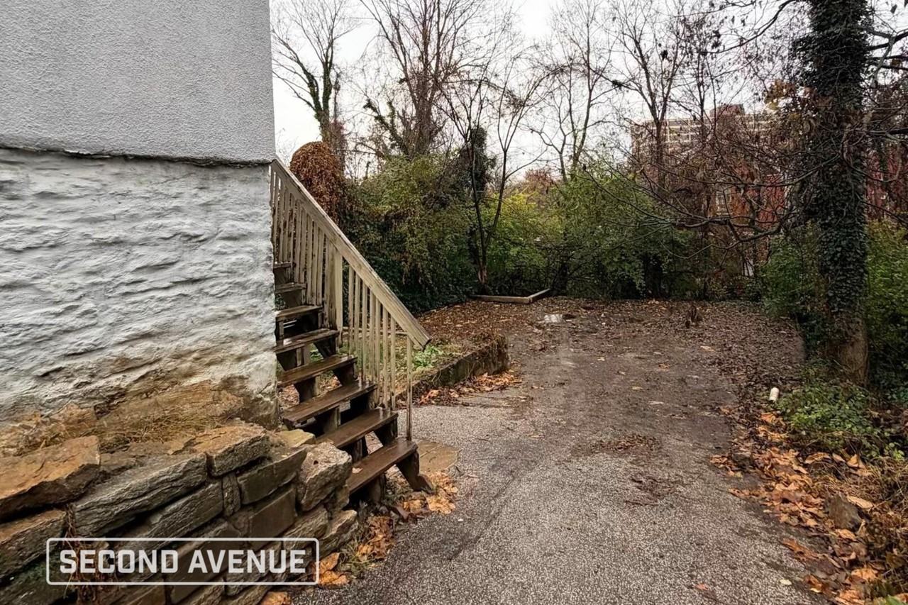 3560 Eden Ave - Photo 3 of 15