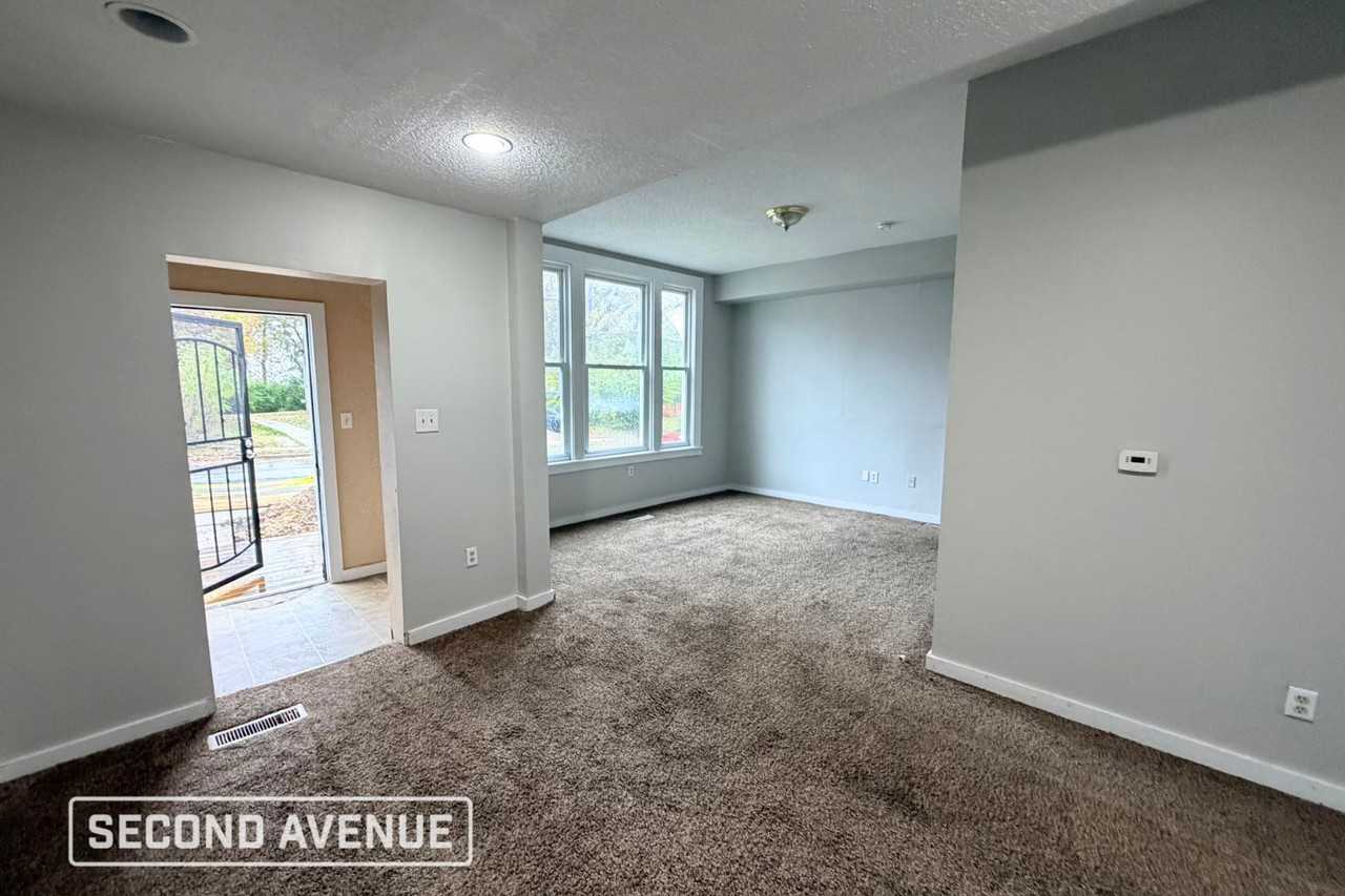 3560 Eden Ave - Photo 4 of 15