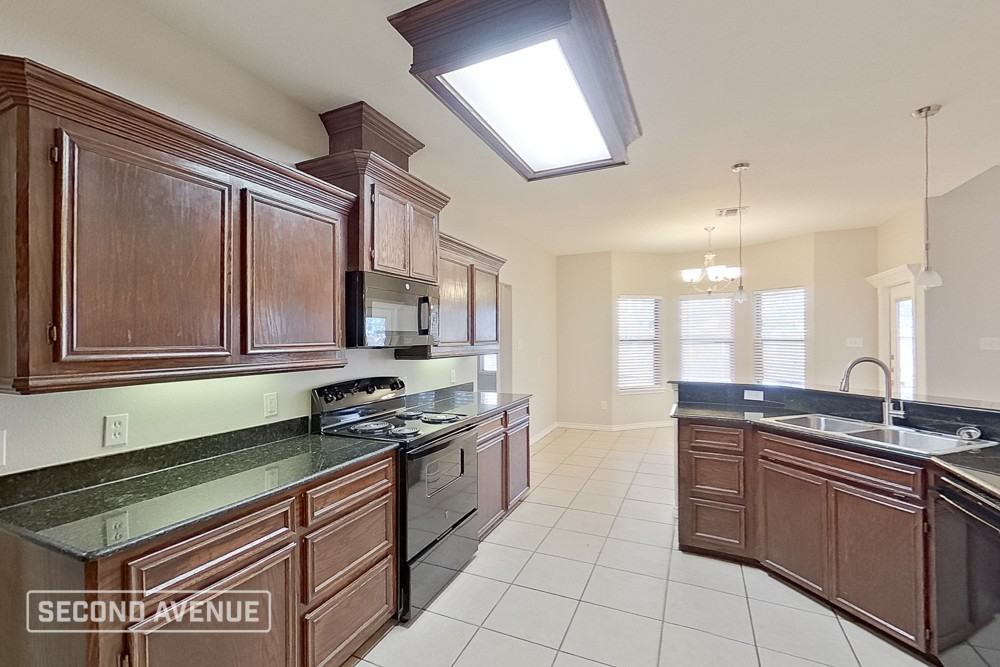 6818 King George Pl - Photo 6 of 14