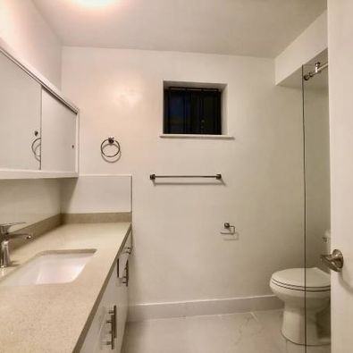 2620 East 1st Avenue - Photo 7 of 12
