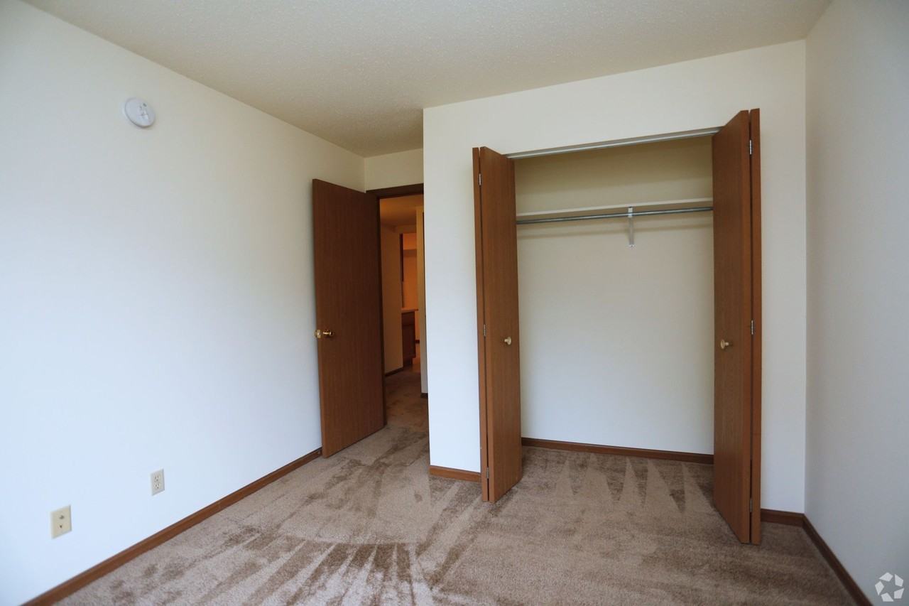 Prairie Ridge Apartments - Photo 5 of 50