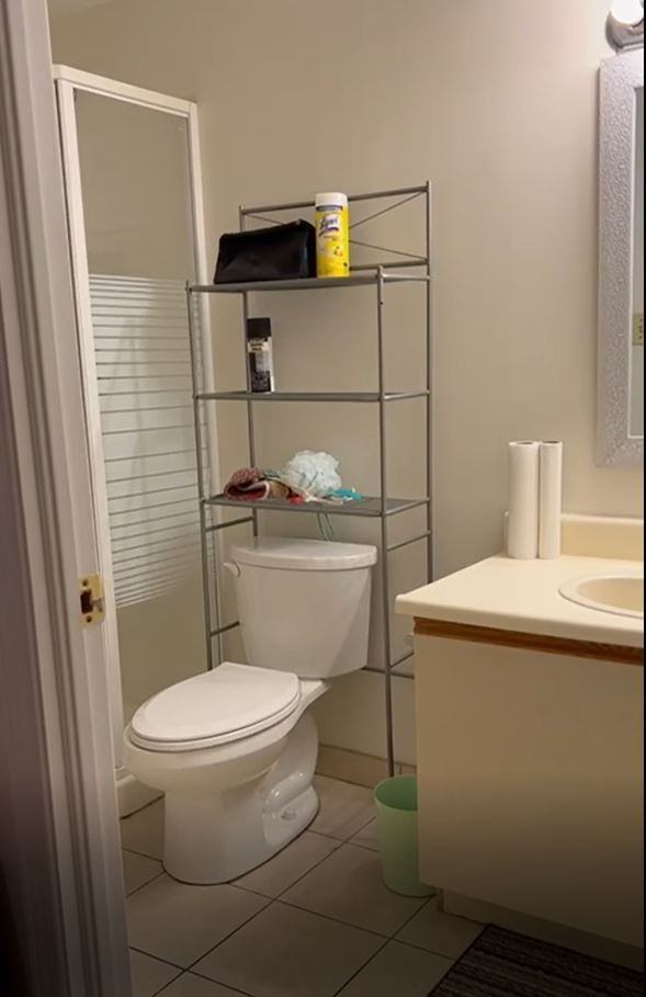 Basement Room for Rent - Photo 5 of 6