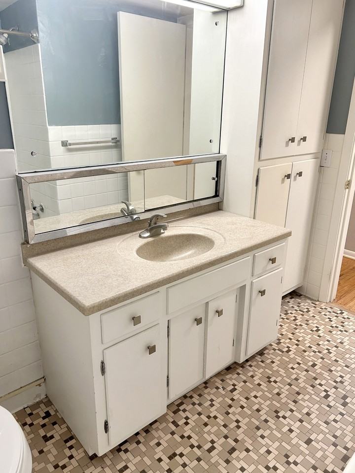 Highland Terrace Apartments - Photo 5 of 9