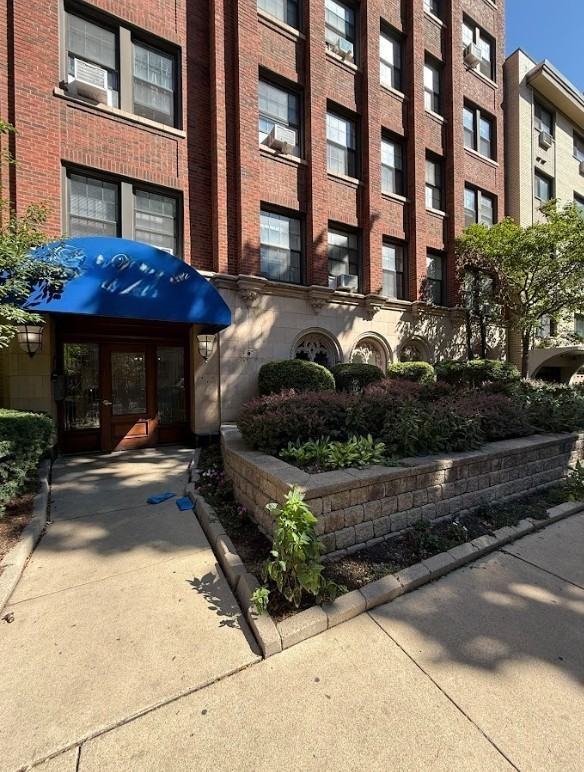 W Wellington Ave & N Broadway - Photo 3 of 13