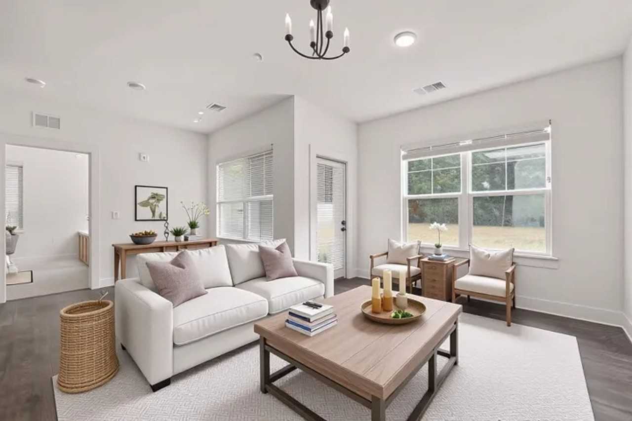 Live Where Comfort Meets Style – Welcome to Villas at Old 441 - Photo 2 of 24