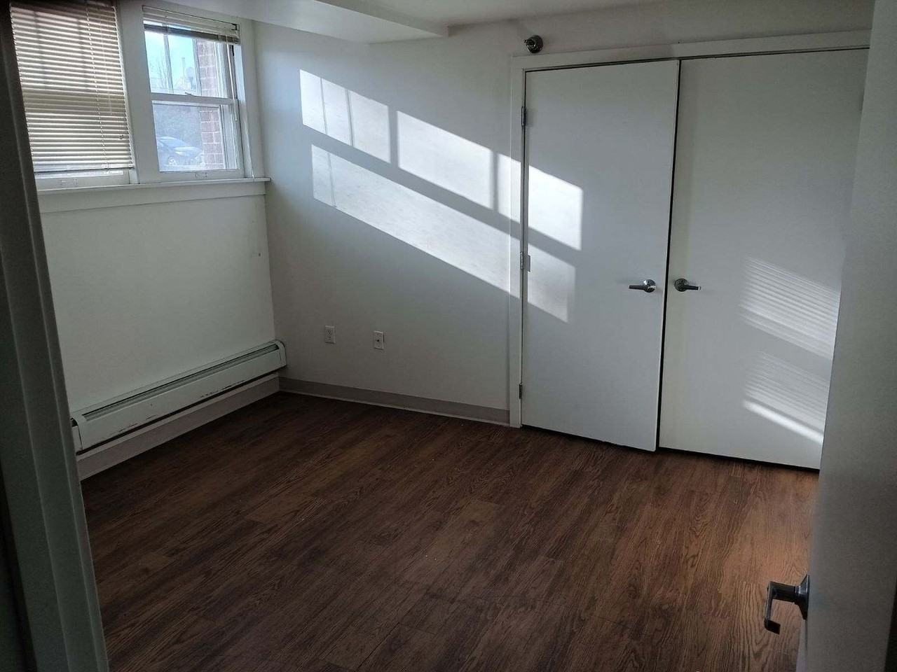 201 N 5th Ave - Photo 3 of 5