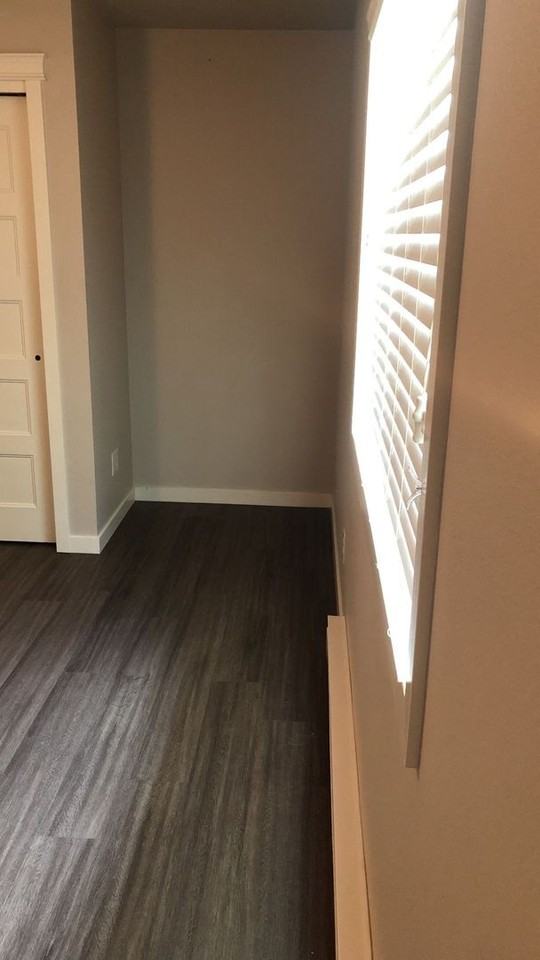 1035 NE Alpha Rd. - Photo 6 of 50