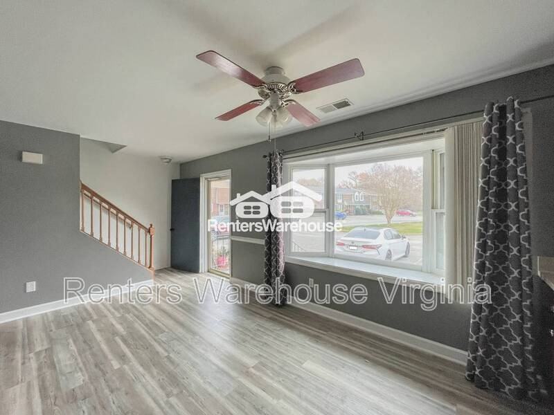 121 Charles Parish Dr - Photo 3 of 32