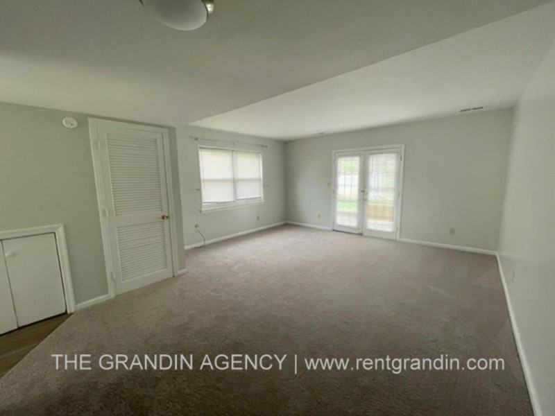 1770 Elbert Dr #1770 - Photo 4 of 12