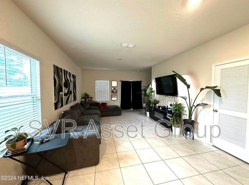 937 Observatory Pkwy - Photo 4 of 15