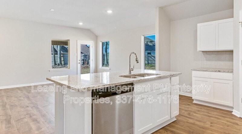 136 Romain Picard Dr - Photo 3 of 10